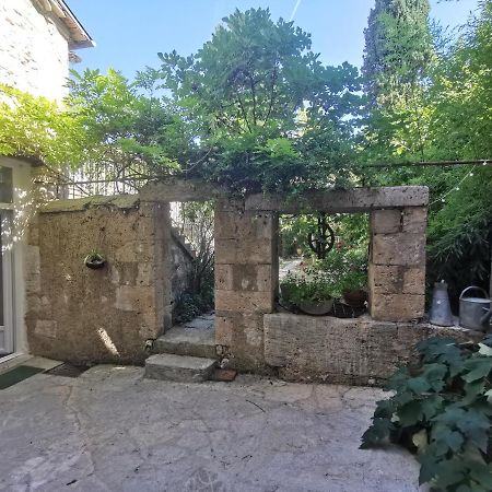 Alice & Jeanne Apartment Lectoure Exterior photo
